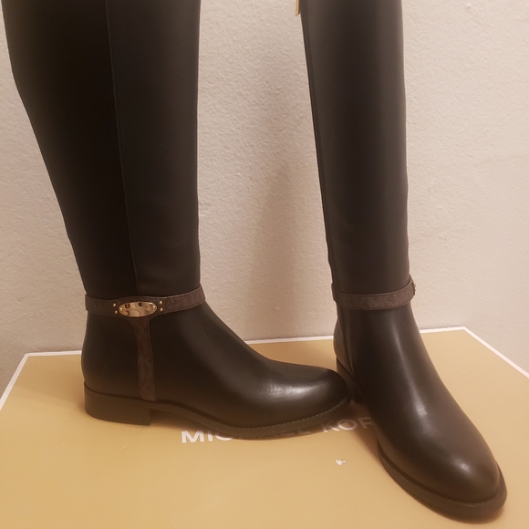 Brand New Michael Kors Finley Boots - Picture 1 of 8